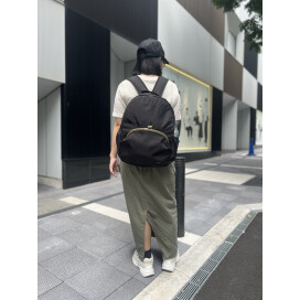 シンプルイズベストな「がま口リュック」