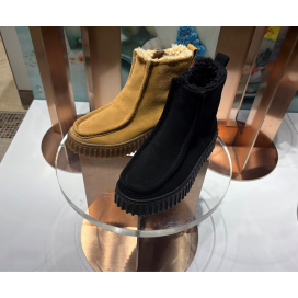 〈Clarks（クラークス）〉冬に履きたいおすすめブーツ紹介⛄