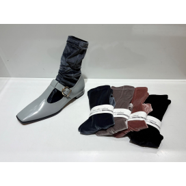 〈deux plus undemi（アンドゥミ）〉レッグウェアで冬もおしゃれに✨