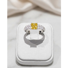 《　4月１日（水）～ダイヤモンドフェア開催！　》