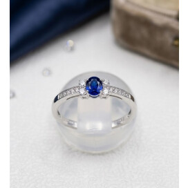【プラチナ　ロイヤルブルーサファイア　リング】