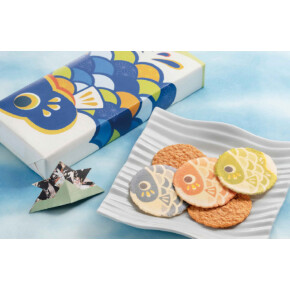 節句のお祝いにもおすすめ！ こいのぼりモチーフのえびせんべい🎏