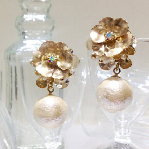 ロマンチックな花束ピアス⋆*❁*