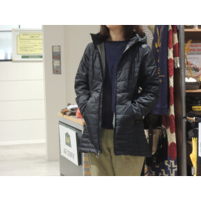 暖かいロング丈のアウター