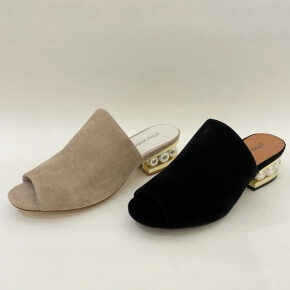個性的なデザインが魅力！〈Jeffrey Campbell（ジェフリーキャンベル）〉新作サンダルご紹介☆