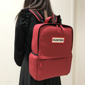 【渋谷ヒカリエ ShinQs シューズ カレイド】〈Hunter (ハンター)〉オリジナル ラバライズド バックパック