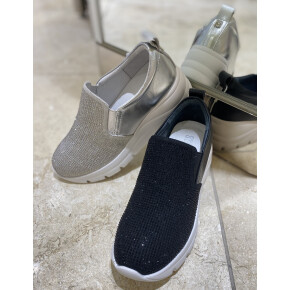 〈STACCATO(スタッカート)〉新作アイテムご紹介🌠