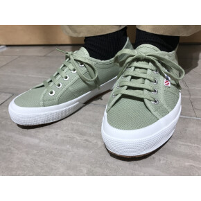 【渋谷ヒカリエ　ShinQs シューズカレイド】春のスニーカーフェア開催中②