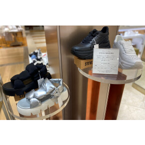 ＜STEVE MADDEN（スティーブ　マデン）＞POPUPSHOP☆彡