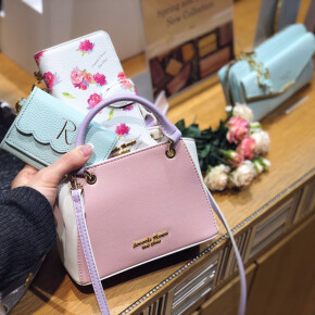 ♡ミニショルダーバッグpresent♡