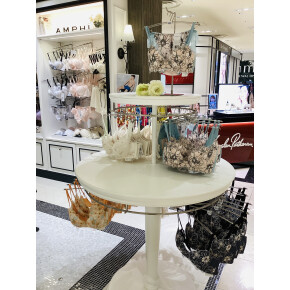 stylist 4U入荷いたしました♡