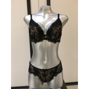 大人の女性に向けたクリスマスリュクスの登場*。