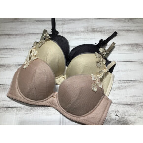 stylist 4U入荷いたしました♡