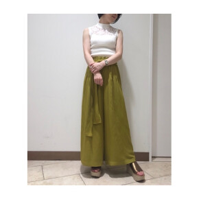 スタッフ着用！タックワイドパンツ！