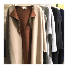 ☆SALEアイテム☆ニットコート！