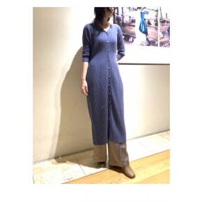 新作！着回しきくニットワンピース