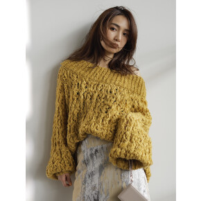 新作！モヘア混タックニットプルオーバー