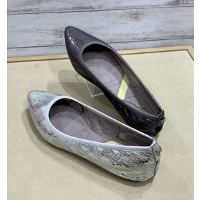 【渋谷ヒカリエ ShinQs パーツジョイスト】新作入荷♪ポケッタブルシューズ〈Butterfly Twists（バタフライツイスト）〉
