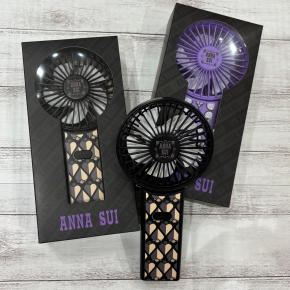 【渋谷ヒカリエShinQsパーツジョイスト】暑い時期のお出かけにピッタリ！〈ANNA SUI（アナスイ）〉ハンディファンのご紹介！
