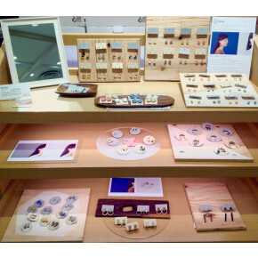 【渋谷ヒカリエ ShinQs パーツ ジョイスト】〈プライング〉 アクセサリー