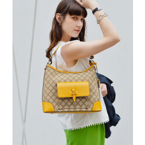 【渋谷ヒカリエShinQsパーツジョイスト】カラーアイテムをプラス！〈U〉マスタードカラーのバッグ