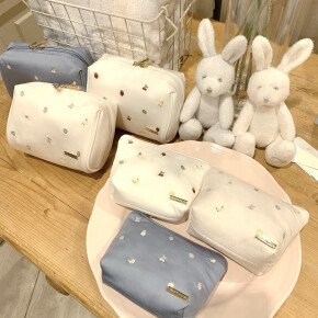 ♡フルーツ刺繍ポーチ♡
