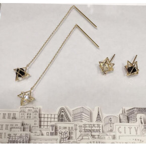 六角星ピアス★NEW