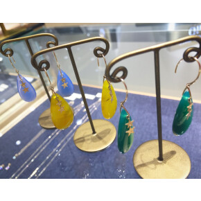秋にぴったりの限定ピアス☆