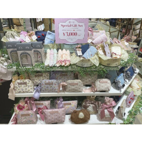 ¥3000+tax 選べるお得なギフトセット♪