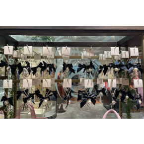 【再入荷】イニシャルバッグチャームꗯ