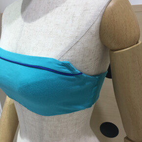 肩紐が気にならない…＊
