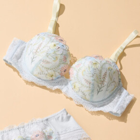 店頭で大人気✨バックスタイルまでかわいい『Steppe flower』新色入荷🩷