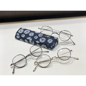 他のメタルフレームとは一味違う！