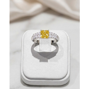 《　4月１日（水）～ダイヤモンドフェア開催！　》